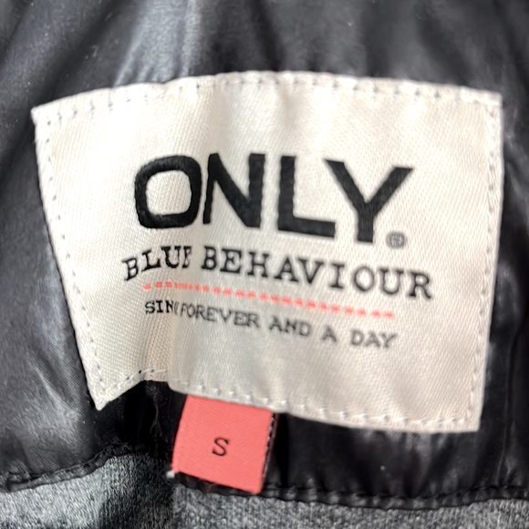 ONLY Black Nelly Nylon Bomber Sz Small - Picture 2 of 6